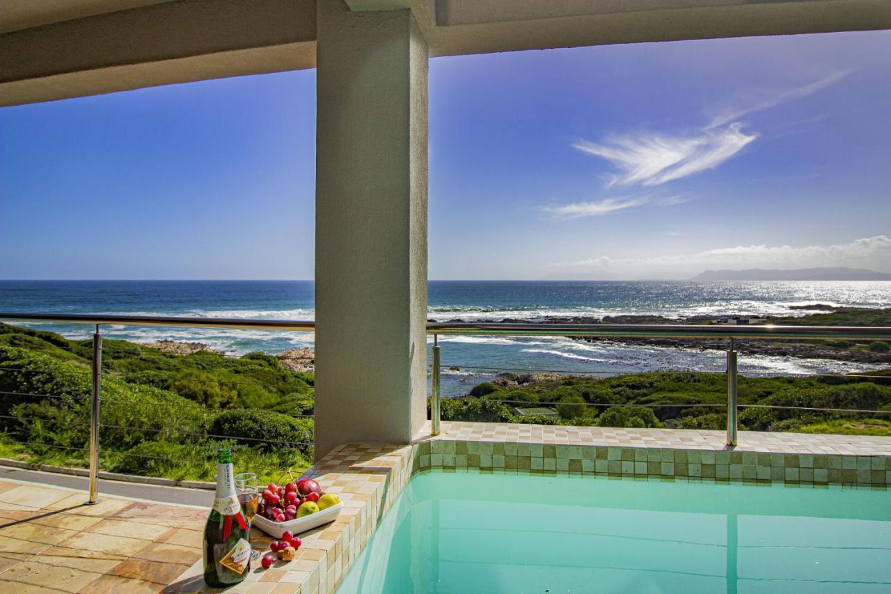 Apartament Whale Waters Self Catering Gansbaai De Kelders Zewnętrze zdjęcie