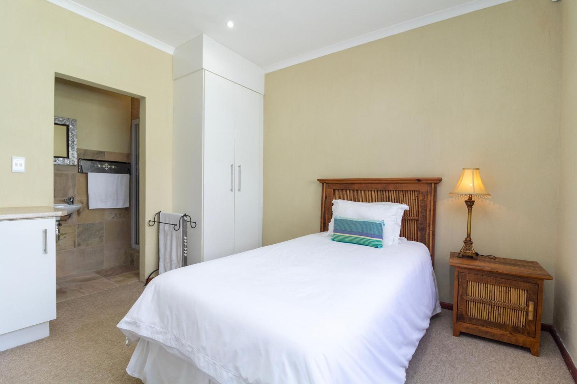 Apartament Whale Waters Self Catering Gansbaai De Kelders Zewnętrze zdjęcie